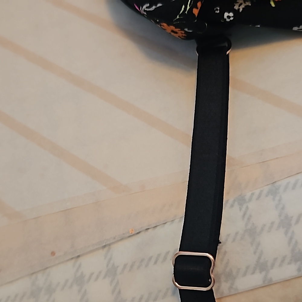 PINK  Victoria Secret bra - Picture 10 of 10